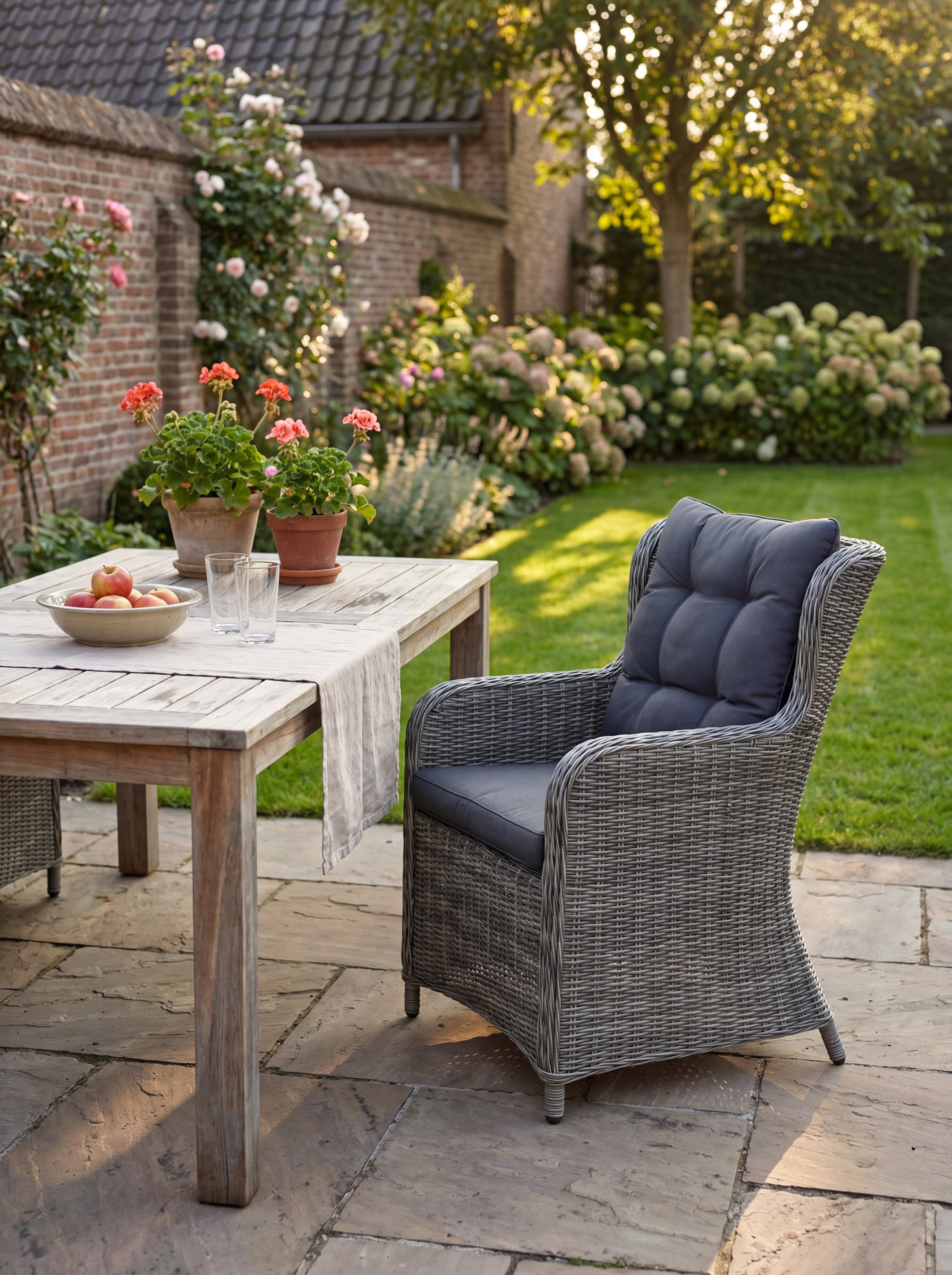 Delano Dining Tuinstoel - Kobo Grey