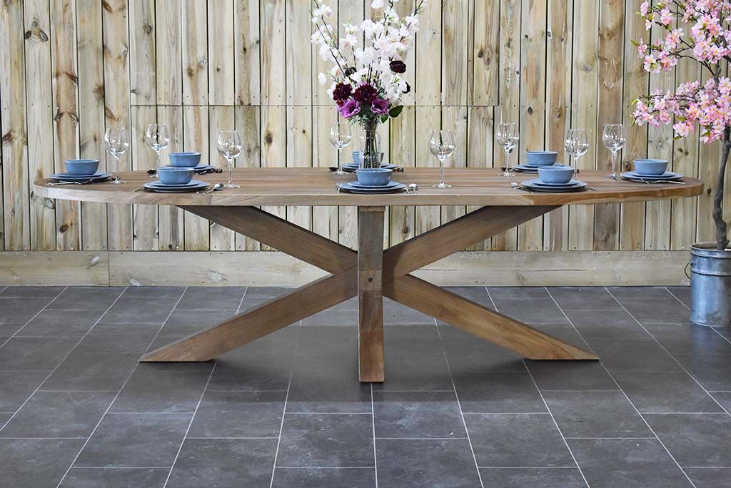 Balok ovale tuintafel 280 cm teak - afbeelding 3 - Outnest