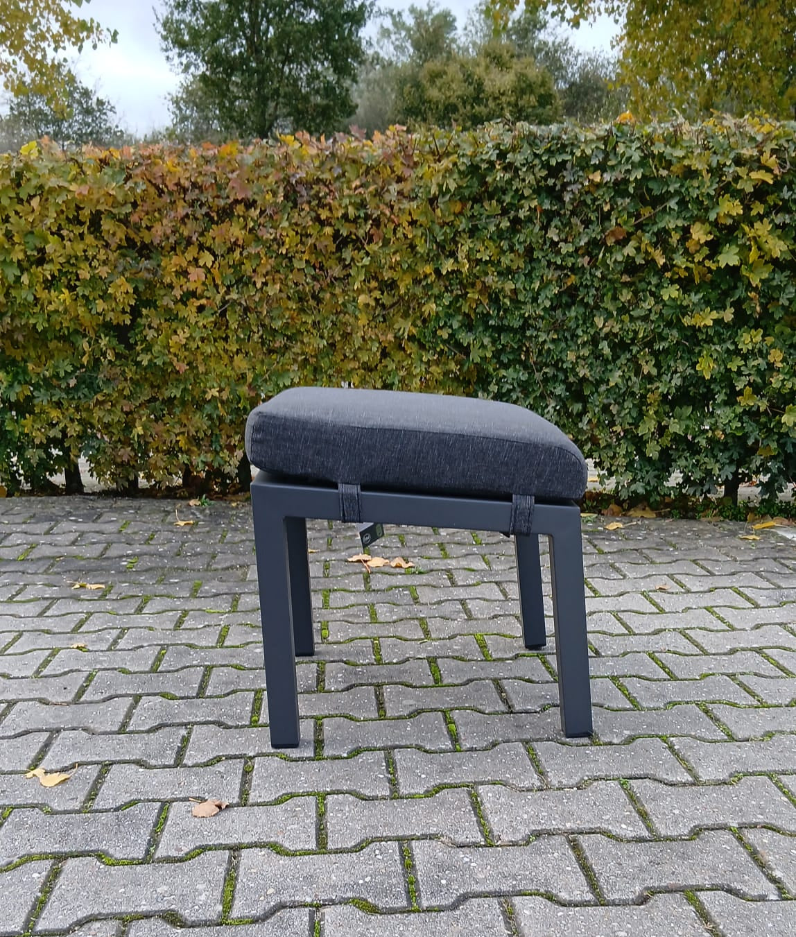 Birmingham Hocker - Dark Grey
