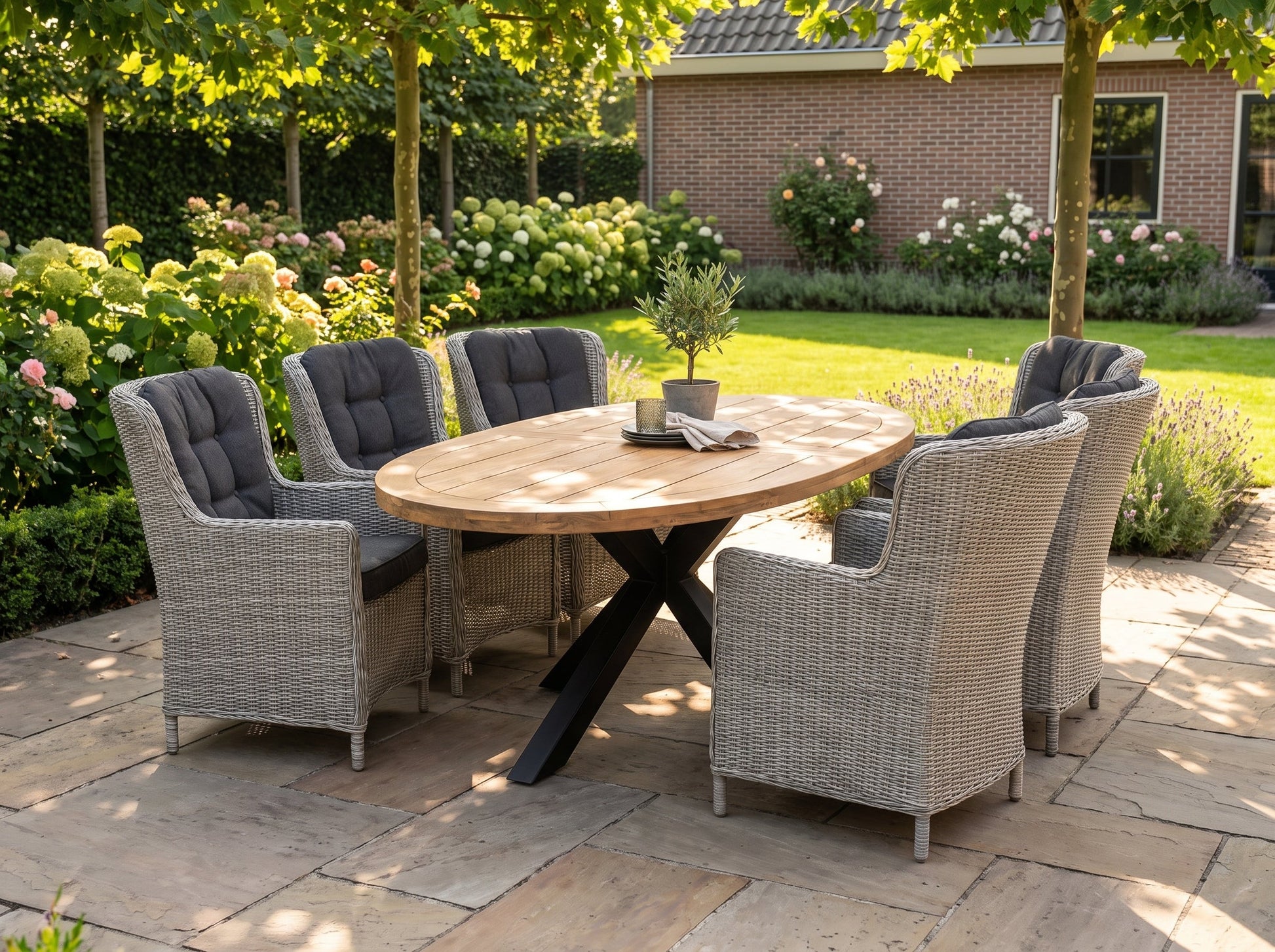 Bixley-Marina Tuinset 6 Personen - Acacia / Light Kobo Grey in een sfeervolle tuin - Outnest tuinmeubelen