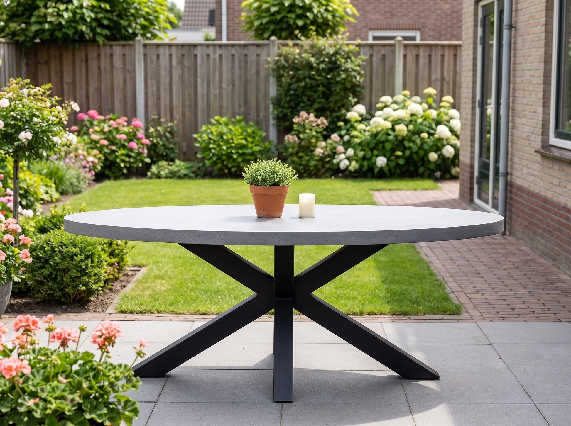 Bixley Ovale Tuintafel 200 cm - Polystone in een sfeervolle tuin - Outnest tuinmeubelen