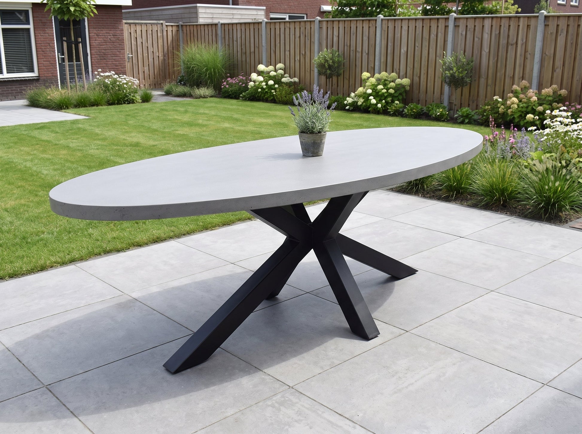 Bixley Ovale Tuintafel 280 cm - Polystone in een sfeervolle tuin - Outnest tuinmeubelen