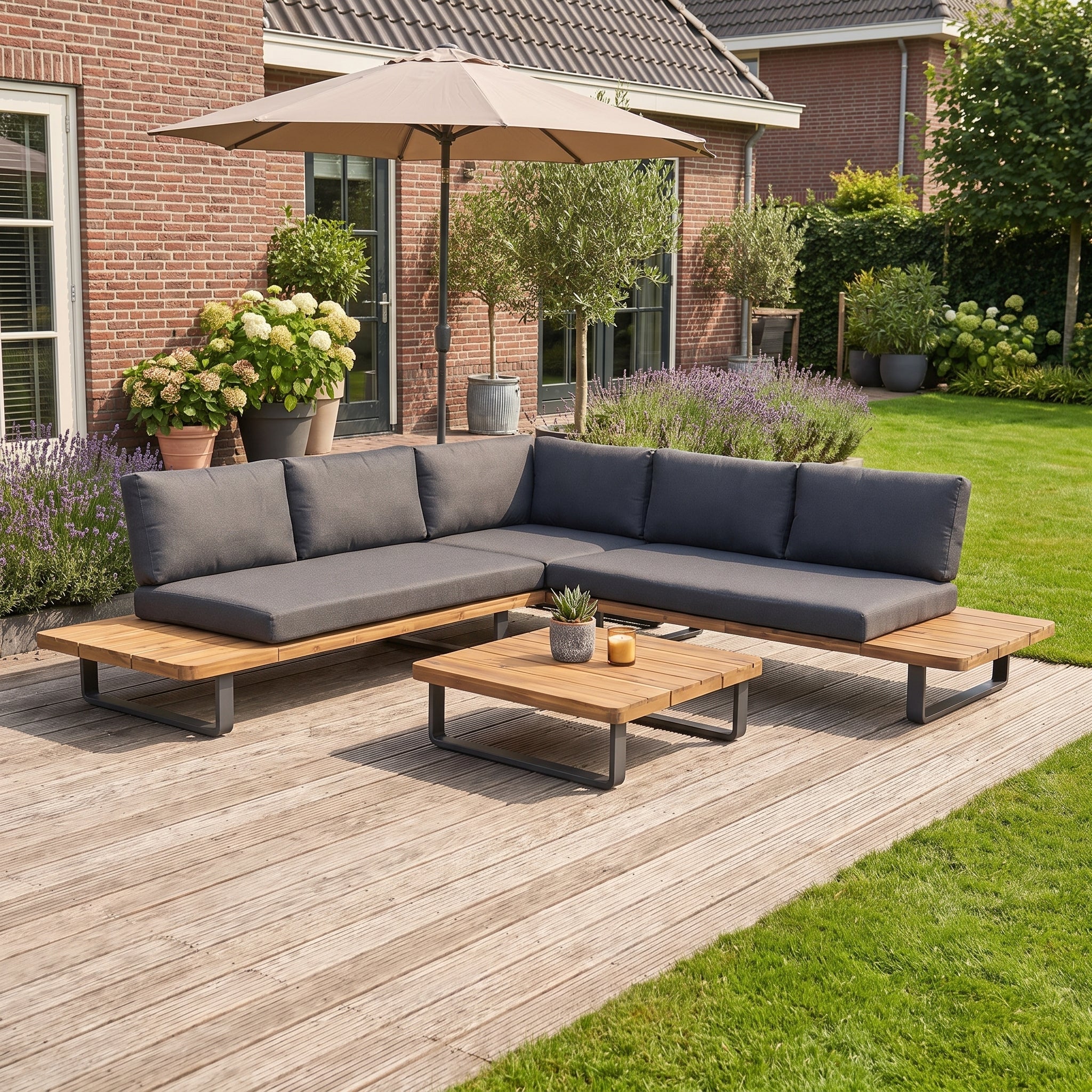Bronx Hoek Loungeset in een sfeervolle tuin - Outnest tuinmeubelen