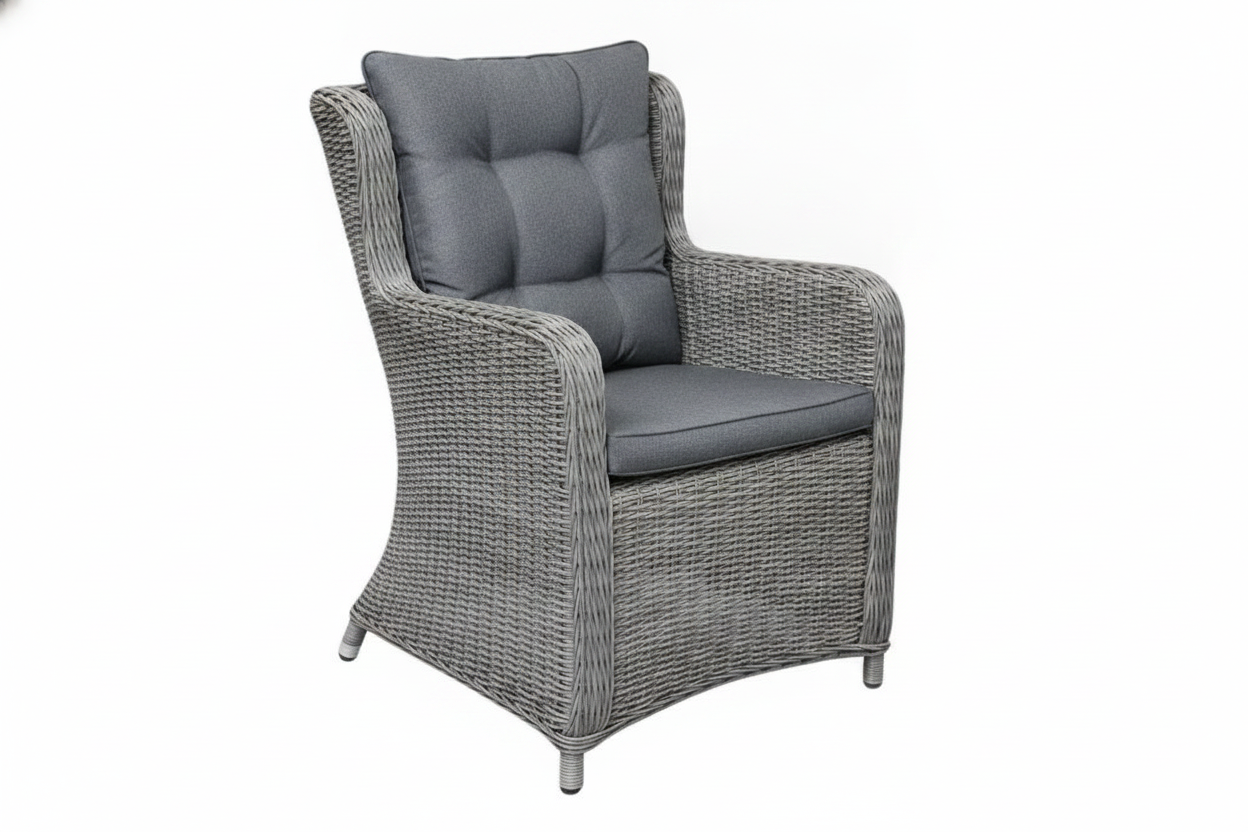 Delano Tuinstoel | Dining - Rock Grey in een sfeervolle tuin - Outnest tuinmeubelen