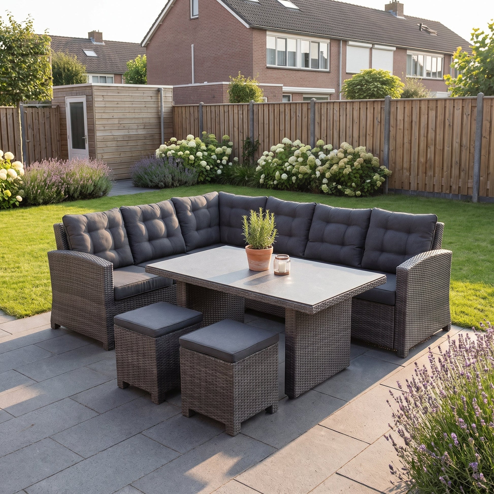 Las Palmas Dining Loungeset - Dark Grey / Hoge tafel, spraystone / Links in een sfeervolle tuin - Outnest tuinmeubelen