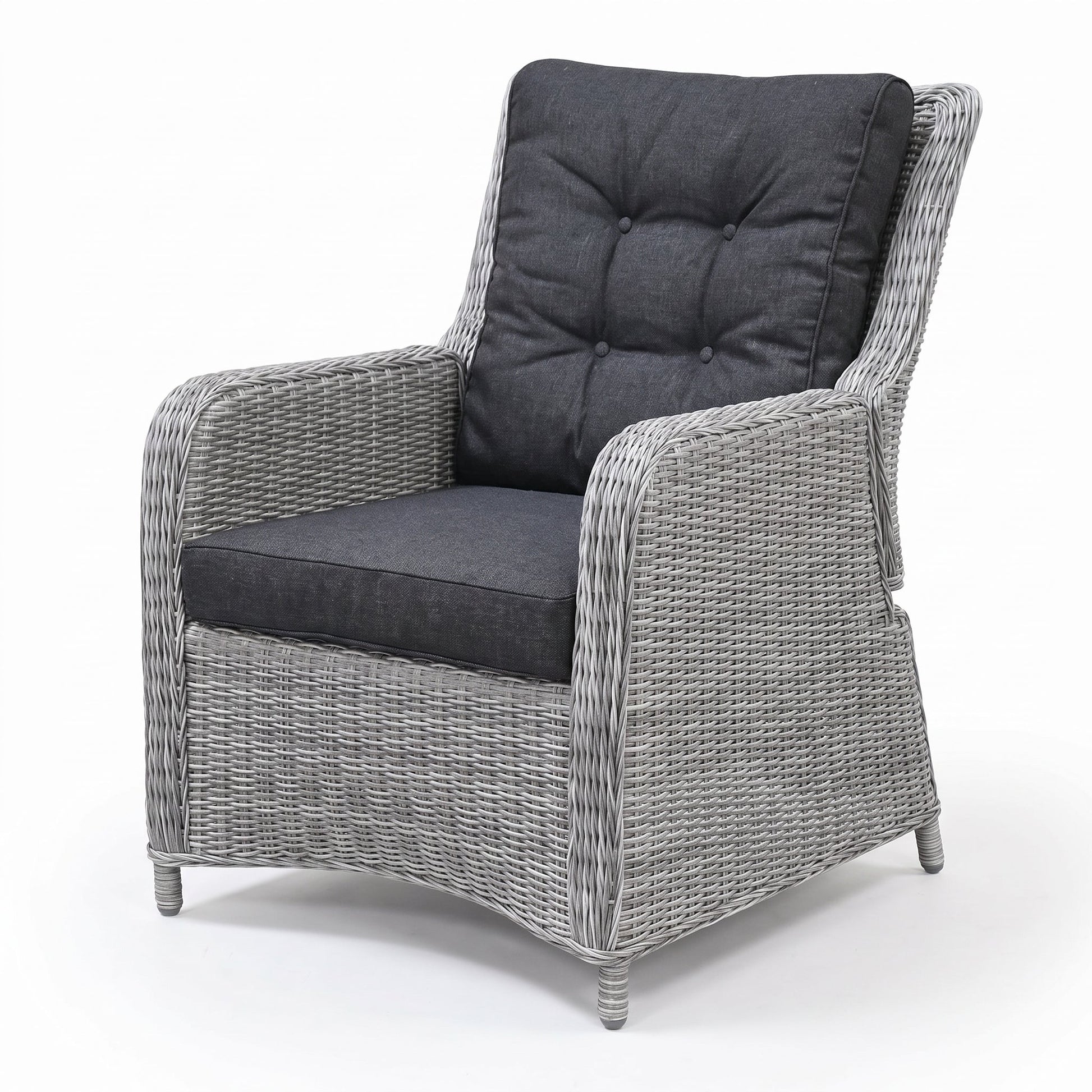 Madrid Verstelbare Tuinstoel | Lounge - Light Kobo Grey in een sfeervolle tuin - Outnest tuinmeubelen