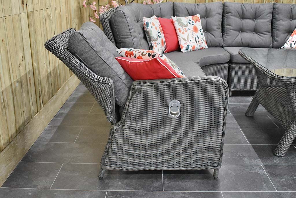 Madrid verstelbare hoekbank Rock Grey met schap-tafel - opstelling - Outnest Prestige
