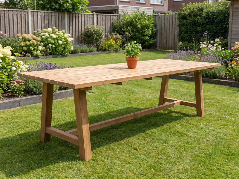 Malta Rechthoekige Tuintafel in een sfeervolle tuin - Outnest tuinmeubelen