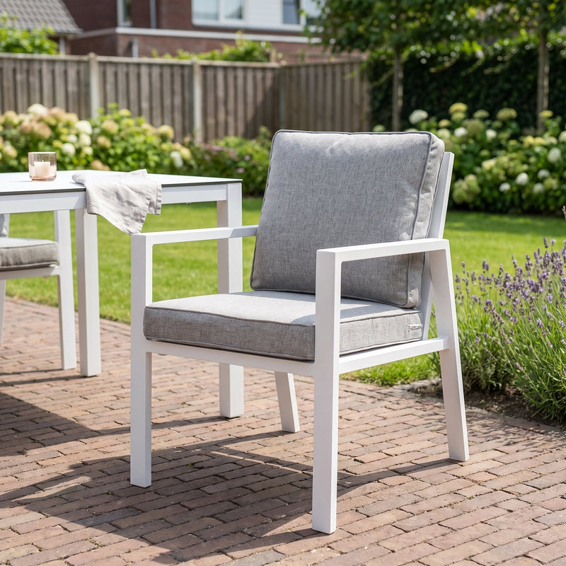 Oxford Tuinstoel | Dining in een sfeervolle tuin - Outnest tuinmeubelen