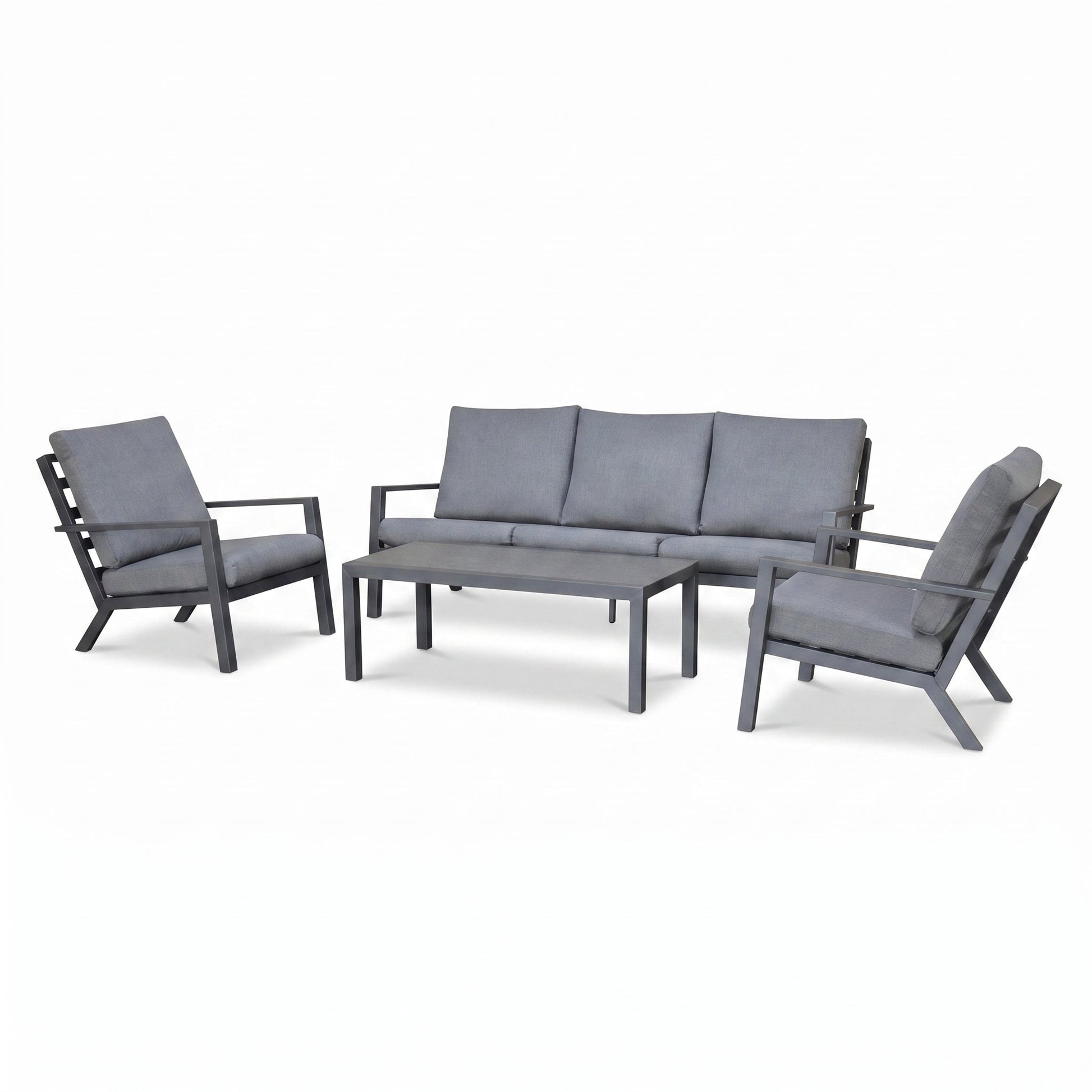 Pollencia Loungeset 3-zits + 2 stoelen in een sfeervolle tuin - Outnest tuinmeubelen