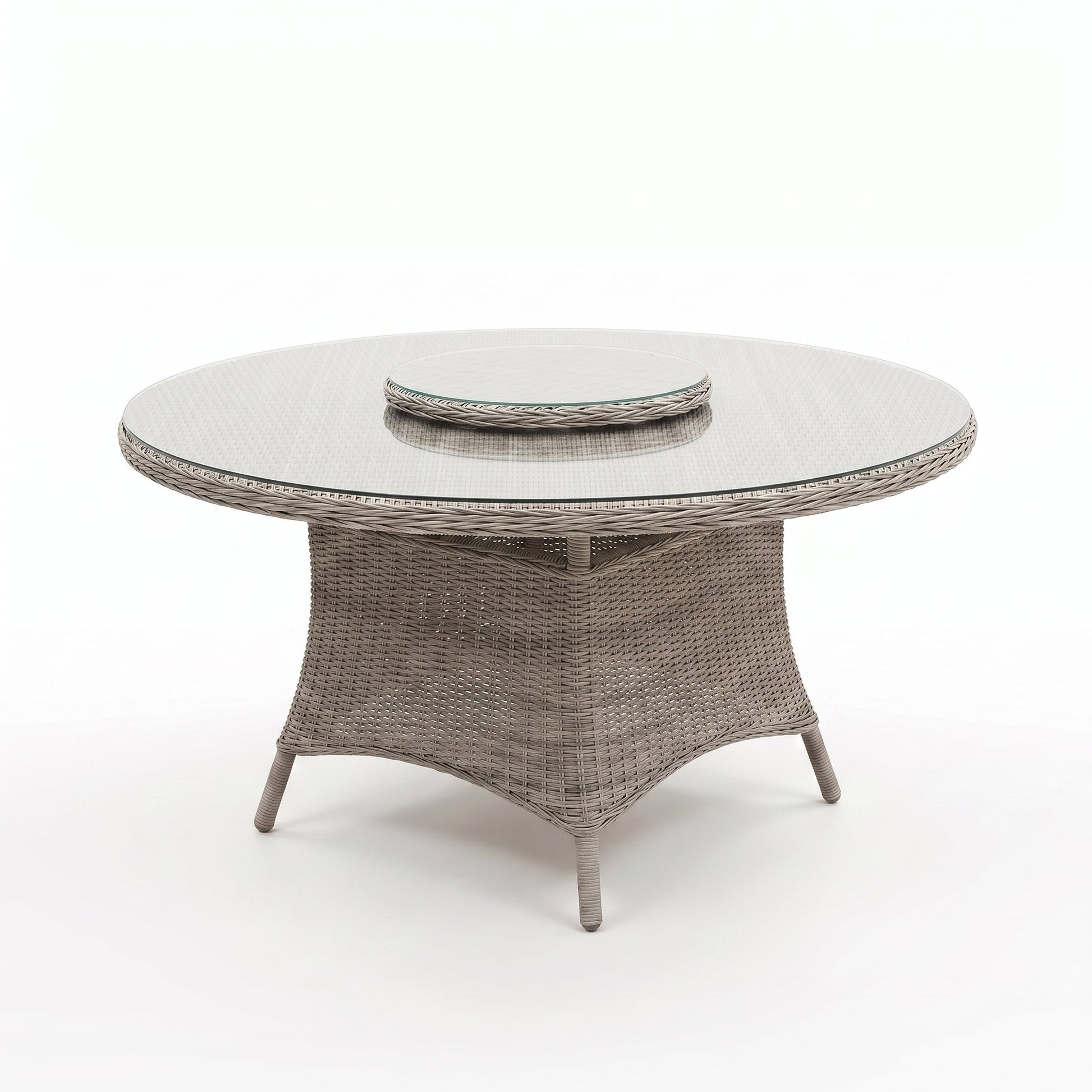 Rio Ronde Tuintafel 130 cm - Glas / Light Kobo Grey in een sfeervolle tuin - Outnest tuinmeubelen