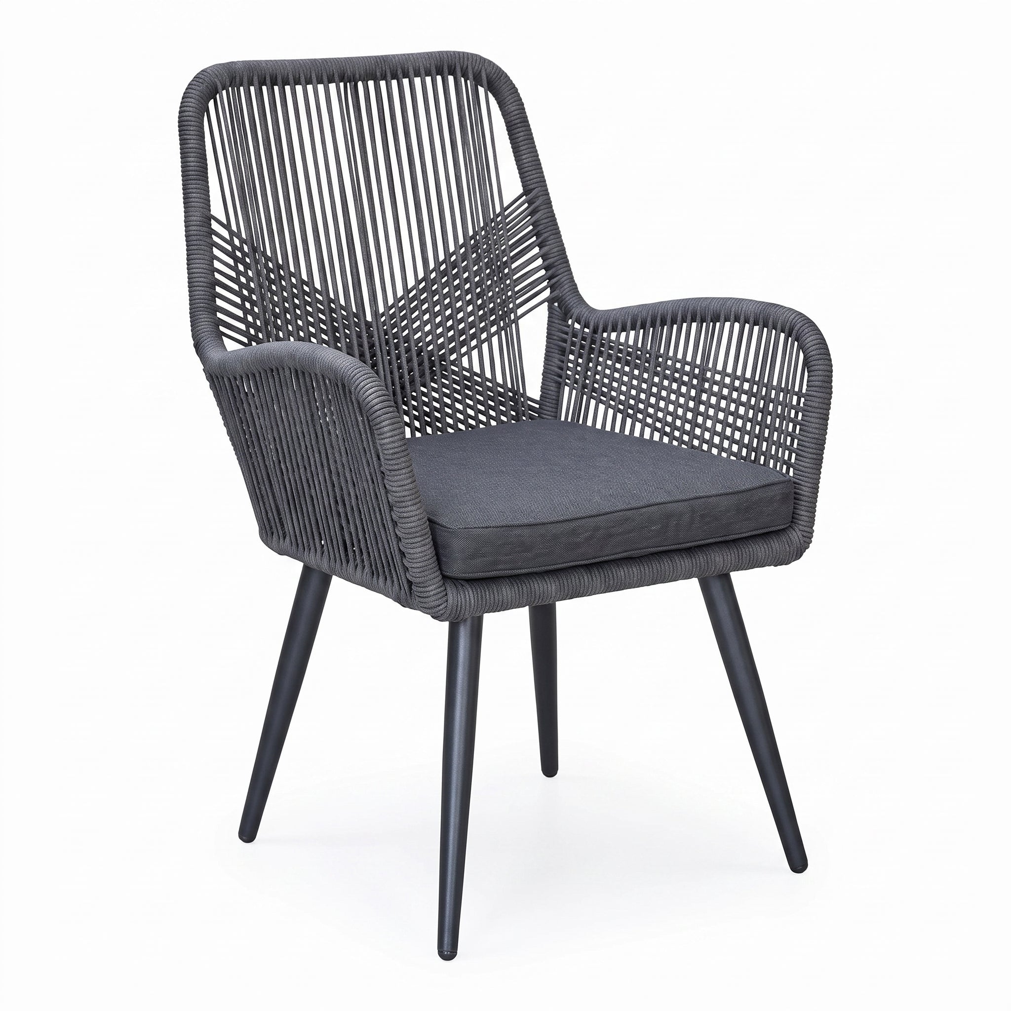 Villenova Tuinstoel | Dining - Anthracite in een sfeervolle tuin - Outnest tuinmeubelen