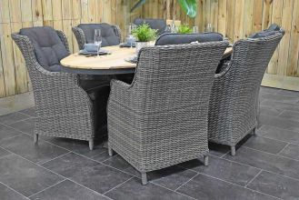 Akron Ovale Tafel Teak 220 met 6 Darwin Dining Tuinstoelen Kobo Grey SHOWROOMMODEL