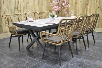 Costana Uitschuifbare Aluminium Tafel met Keramischblad 200 / 260 Dark Grey met 6 Alba Dining Tuinstoelen Bamboo MAANDAANBIEDING