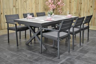 Costana Uitschuifbare Aluminium Tafel met Keramischblad 200 / 260 met 6 Bolton Aluminium Dining Tuinstoelen Stapelbaar Dark Grey MAANDAANBIEDING