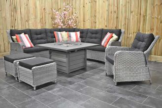 Madrid Verstelbare Loungeset Hoekbank Genua 120 Vuurtafel met Loungestoel en Hockers Light Kobo Grey SHOWROOMMODEL