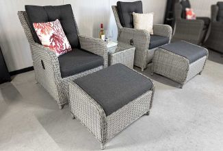 Madrid Verstelbare Loungeset 2 Lounge Tuinstoelen Laag Tafeltje met Phoenix Hockers Light Kobo Grey SHOWROOMMODEL