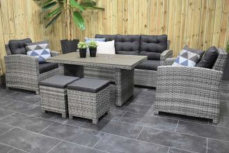 Minnesota Loungeset 3 Zitsbank 2 Lounge Tuinstoelen Hoge Tafel Polywood met Krukjes Light Grey SHOWROOMMODEL