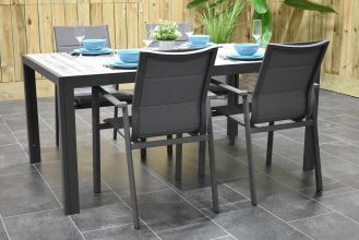 Bergamo Aluminium Tafel 165 met 4 Abriola Aluminium Dining Tuinstoelen Stapelbaar Dark Grey SHOWROOMMODEL