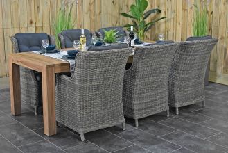 Cancun Tafel 240 Teak Natural met 6 Darwin Dining Tuinstoelen Kobo Grey SHOWROOMMODEL