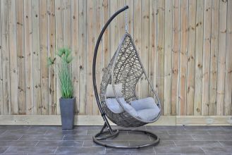 Monza Hangei Tuinstoel Taupe SHOWROOMMODEL