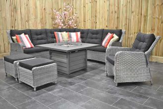 Madrid Verstelbare Loungeset Hoekbank Genua 120 Vuurtafel met Loungestoel en Hockers Light Kobo Grey WINTER AANBIEDING