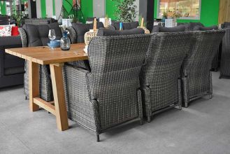 Matera Tafel 280 Teak Natural met 6 Barcelona Dining Verstelbare Tuinstoelen Kobo Grey SHOWROOMMODEL