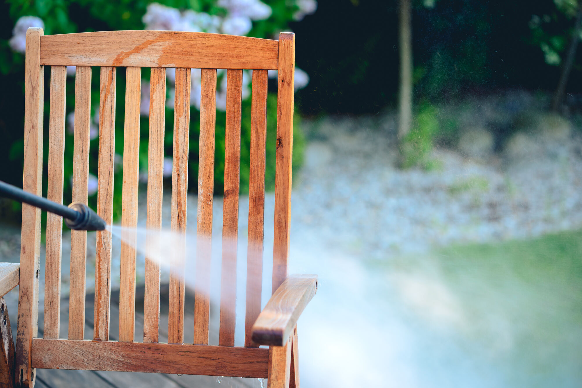 Schoonmaaktips voor jouw tuinmeubelen