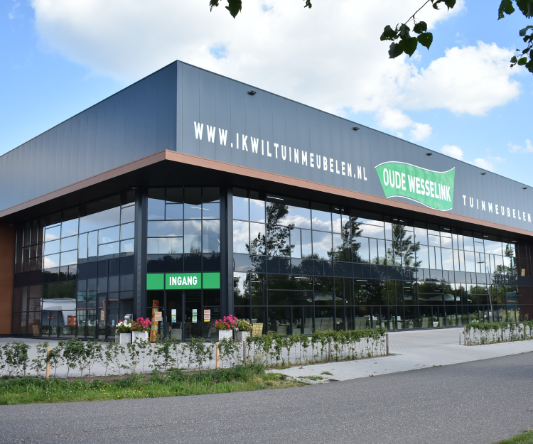Ontdek de showroom van Oude Wesselink Tuinmeubelen